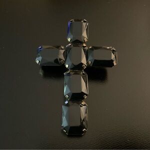 Black Gemstone Cross Brooch